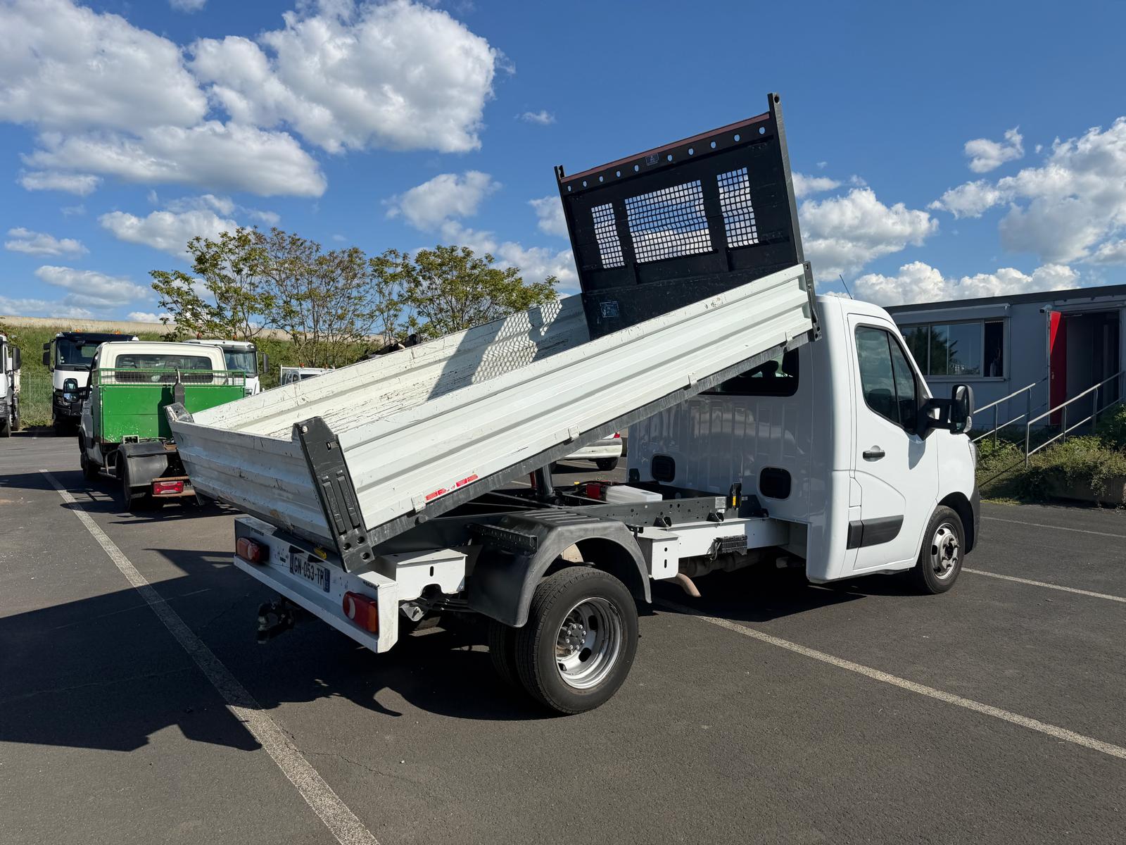 Renault MASTER 145 DCI Benne